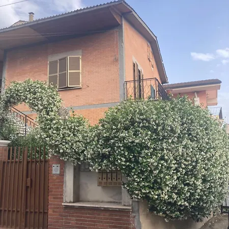 Holiday home Il Giglio Viola