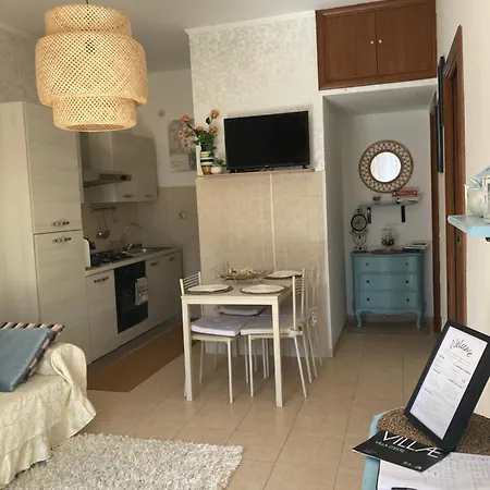 Holiday home Il Giglio Viola