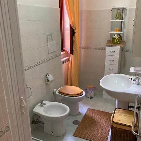 Holiday home Il Giglio Viola